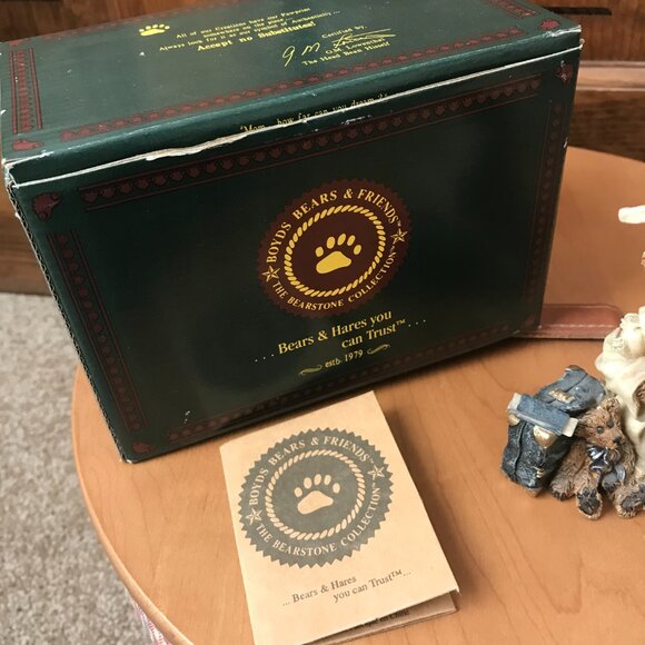 Boyds Bears - Bailey...the Graduate - Carpe Diem #8E/1955 - Picture 3 of 11